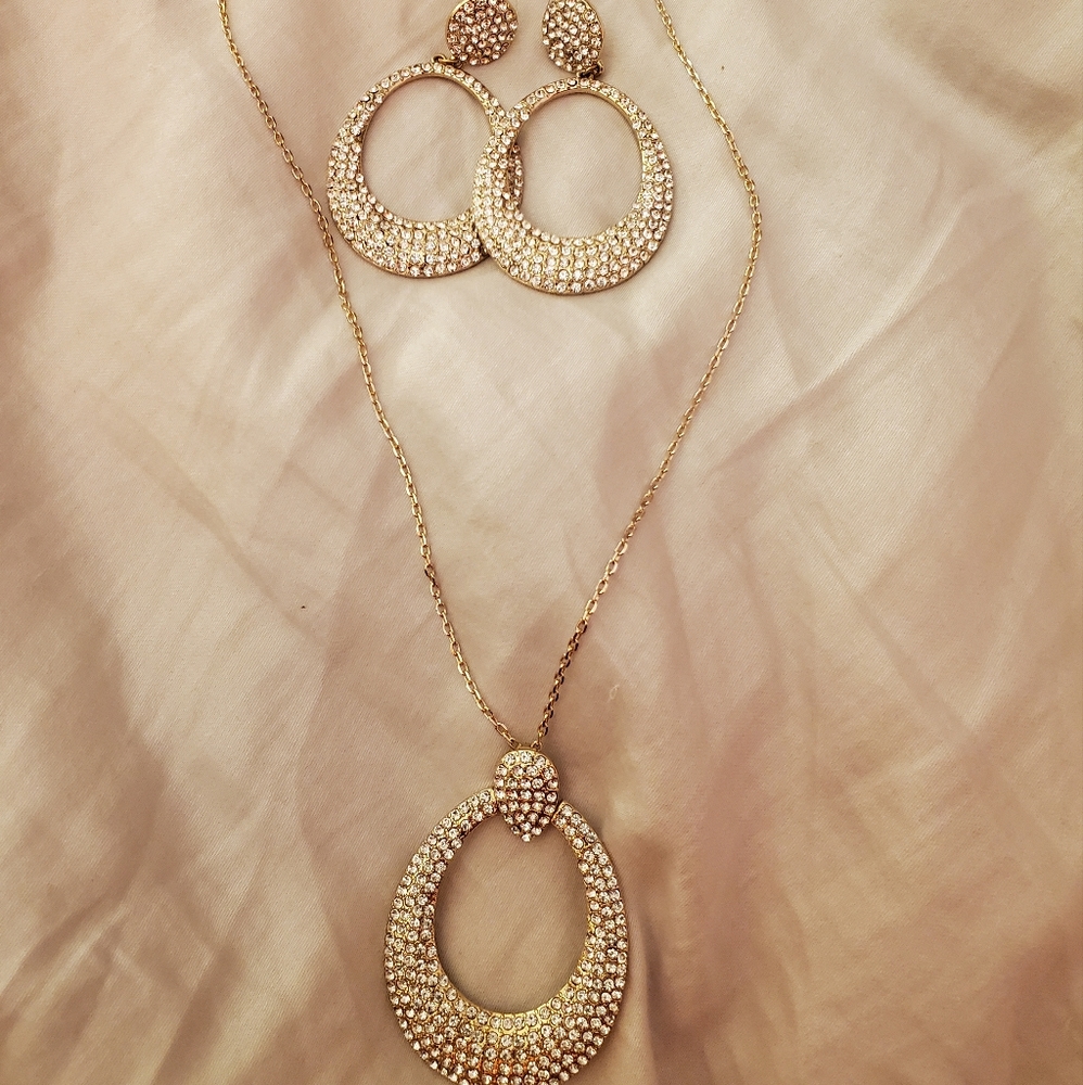 Lane Bryant 2 pc Gold Rhinestone Set